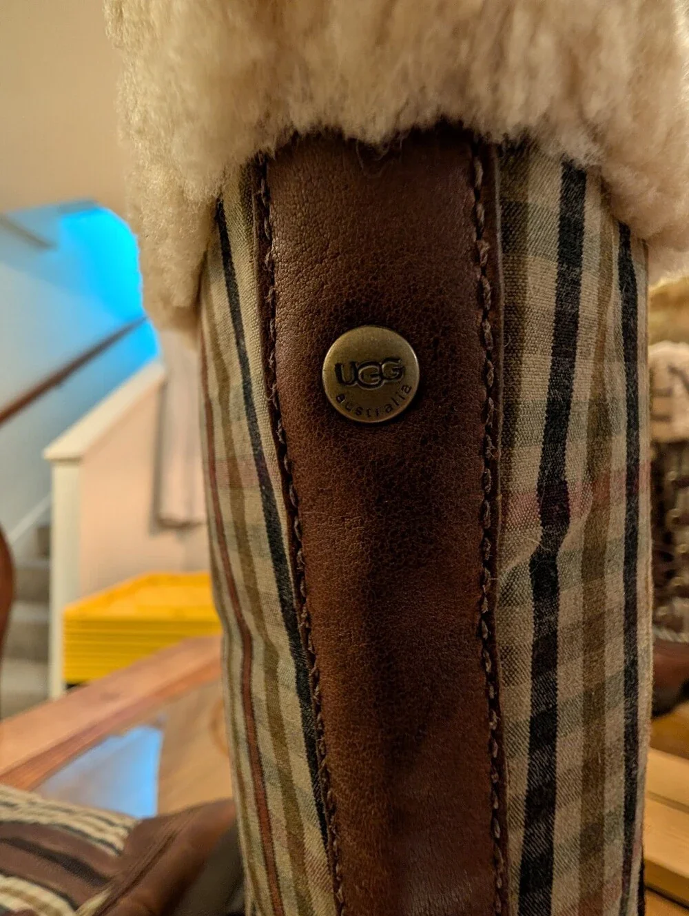 UGG Australia Women's Size 9.5 Edmonton Lace Up Brown Leather Plaid Boot